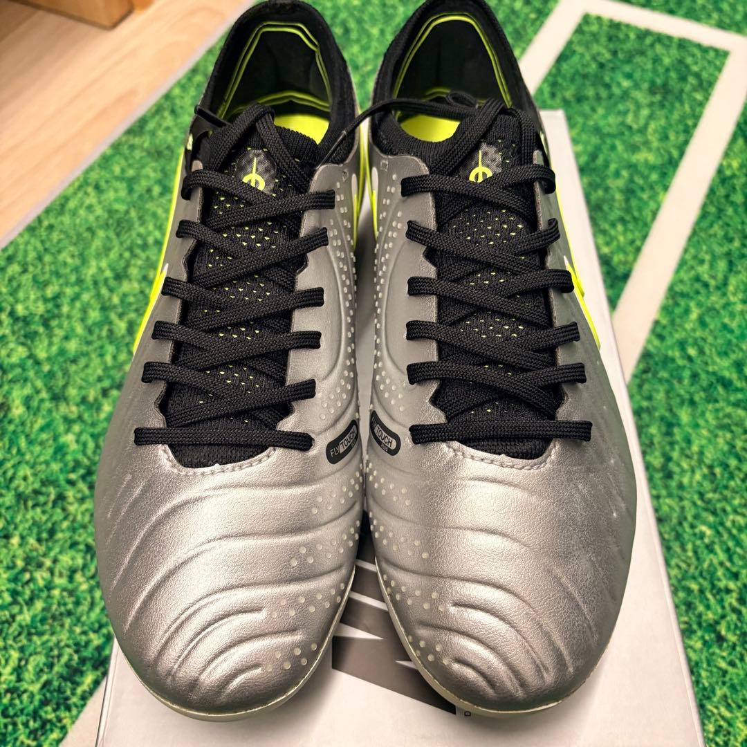 ナイキ レジェンド10 エリート FG（24.5㎝）