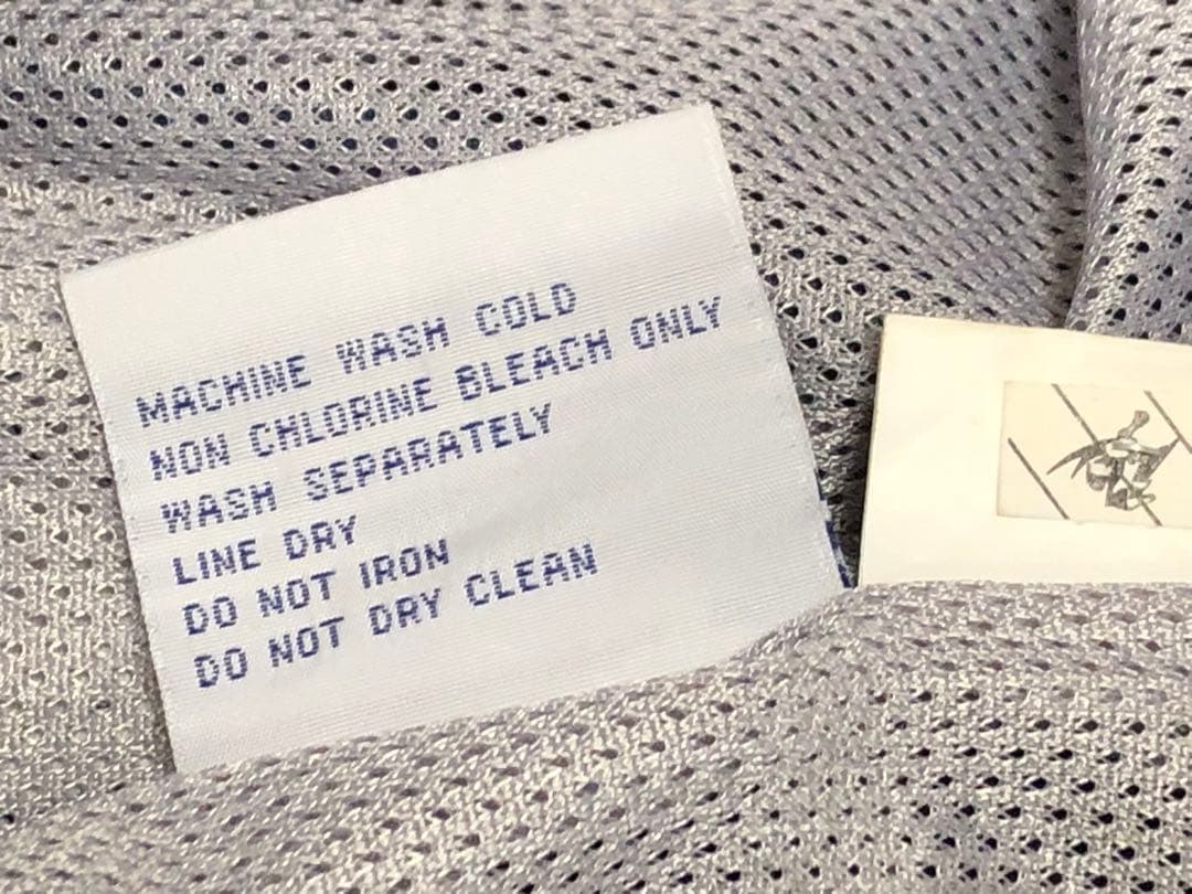 MLB シアトルマリナーズ　マジェスティック　ナイロンジャケット　スタジャン