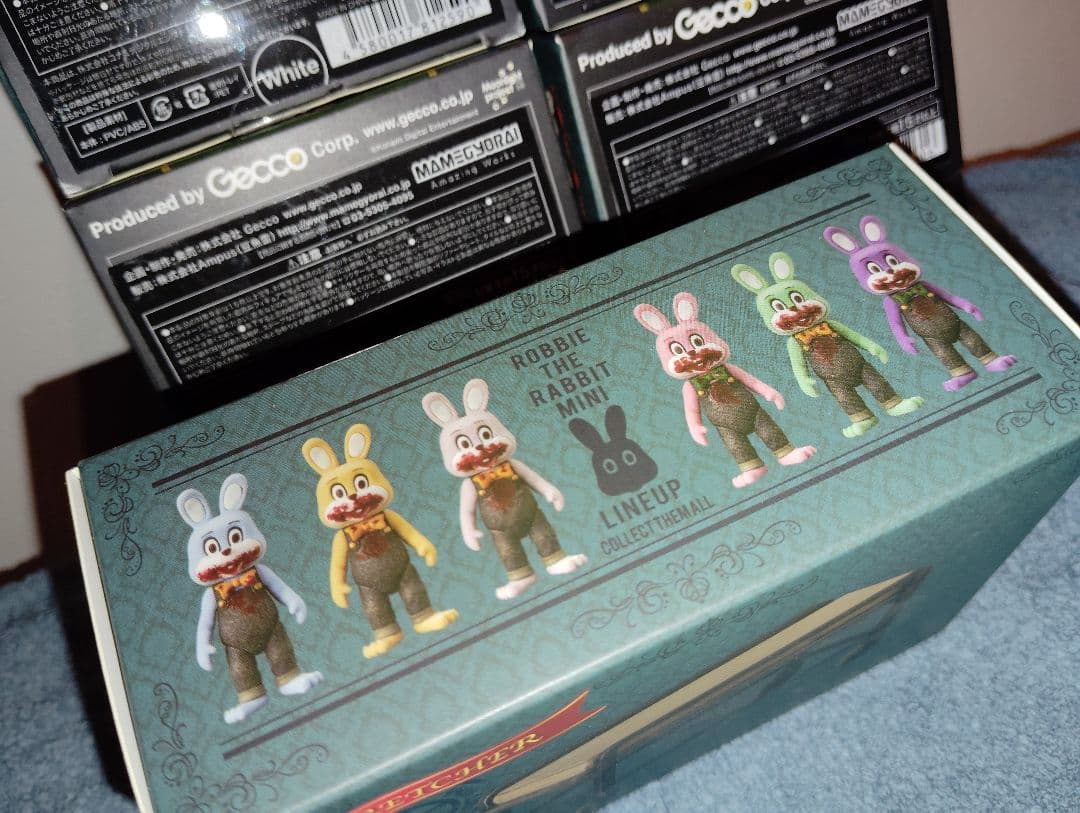 サイレントヒル3 ロビー・ザ・ラビット ミニ　フィギュア　スタチュー　豆魚雷