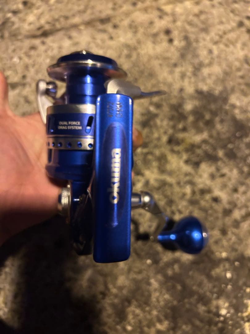 Okuma スピニングリール（ブルー） 9ベアリング仕様 8000番