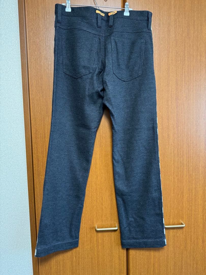 DANCE WITH DRAGON ダンスウィズドラゴンメンズパンツ　グレー