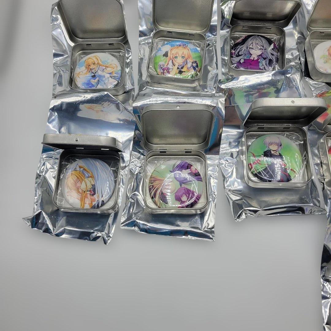 全16種類フルコンプ　 鍵くじ 　ブリキ缶&缶バッジ