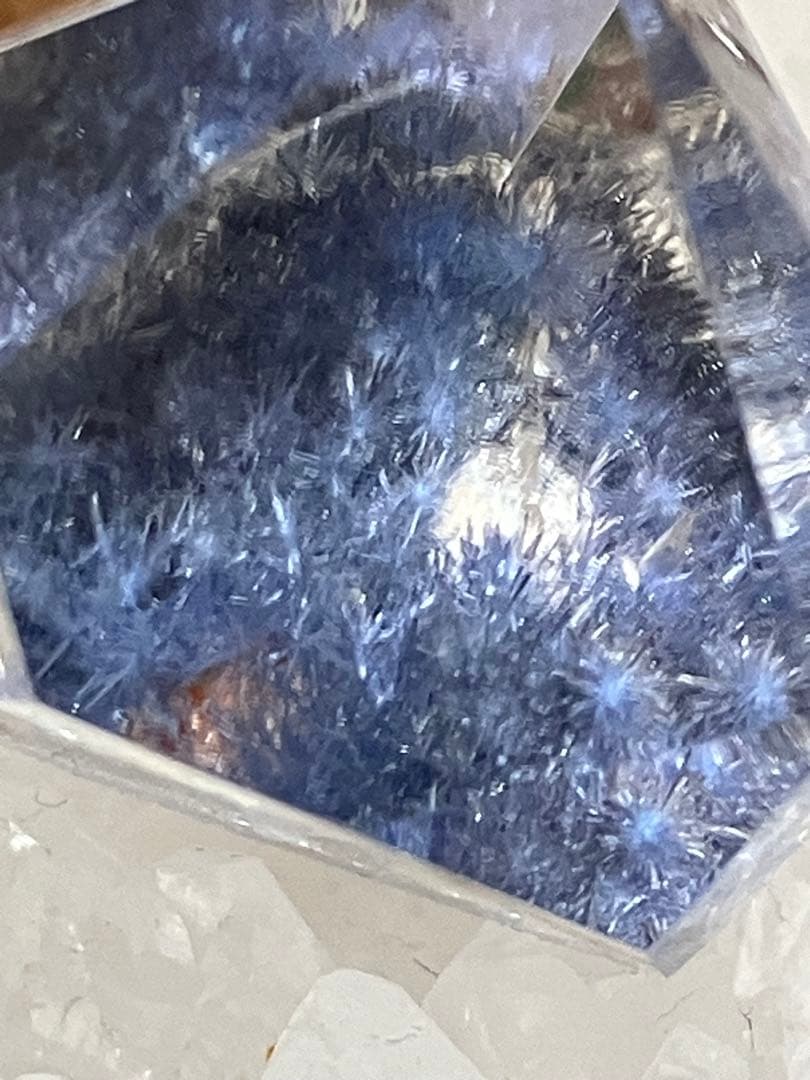 高品質　天然鉱物　デュモルチェライトインクォーツ　90ct