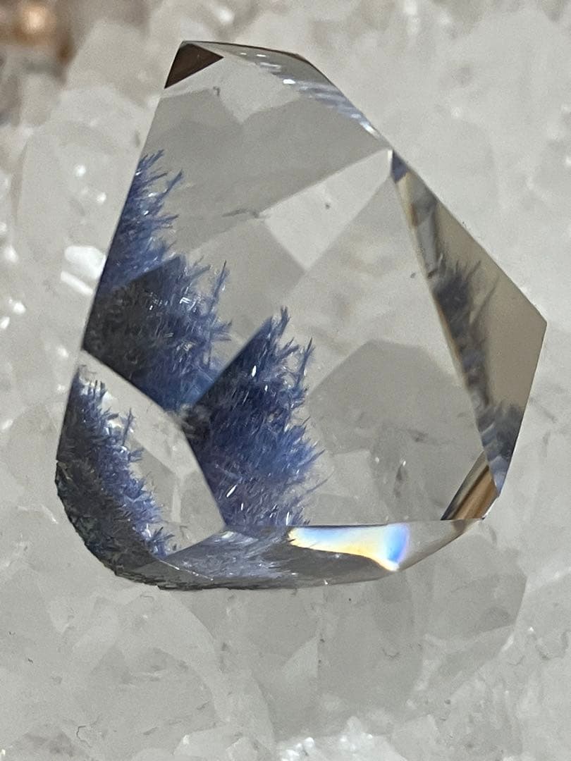 高品質　天然鉱物　デュモルチェライトインクォーツ　90ct