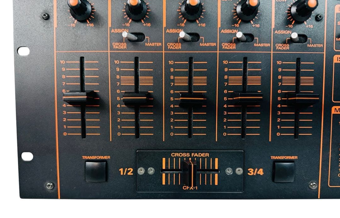 Roland ローランド プロフェッショナルDJミキサー DJ-2000