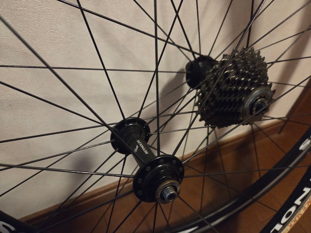 Reynolds - ソリチュード 軽量アルミホイール