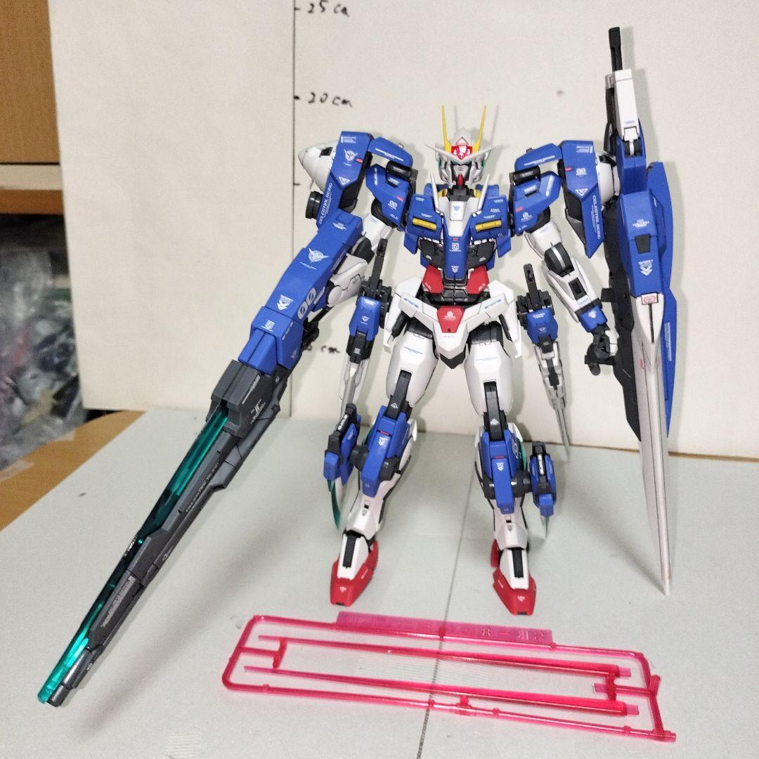 MG 1/100 ダブルオーガンダム セブンソードG 塗装完成品 ガンプラ