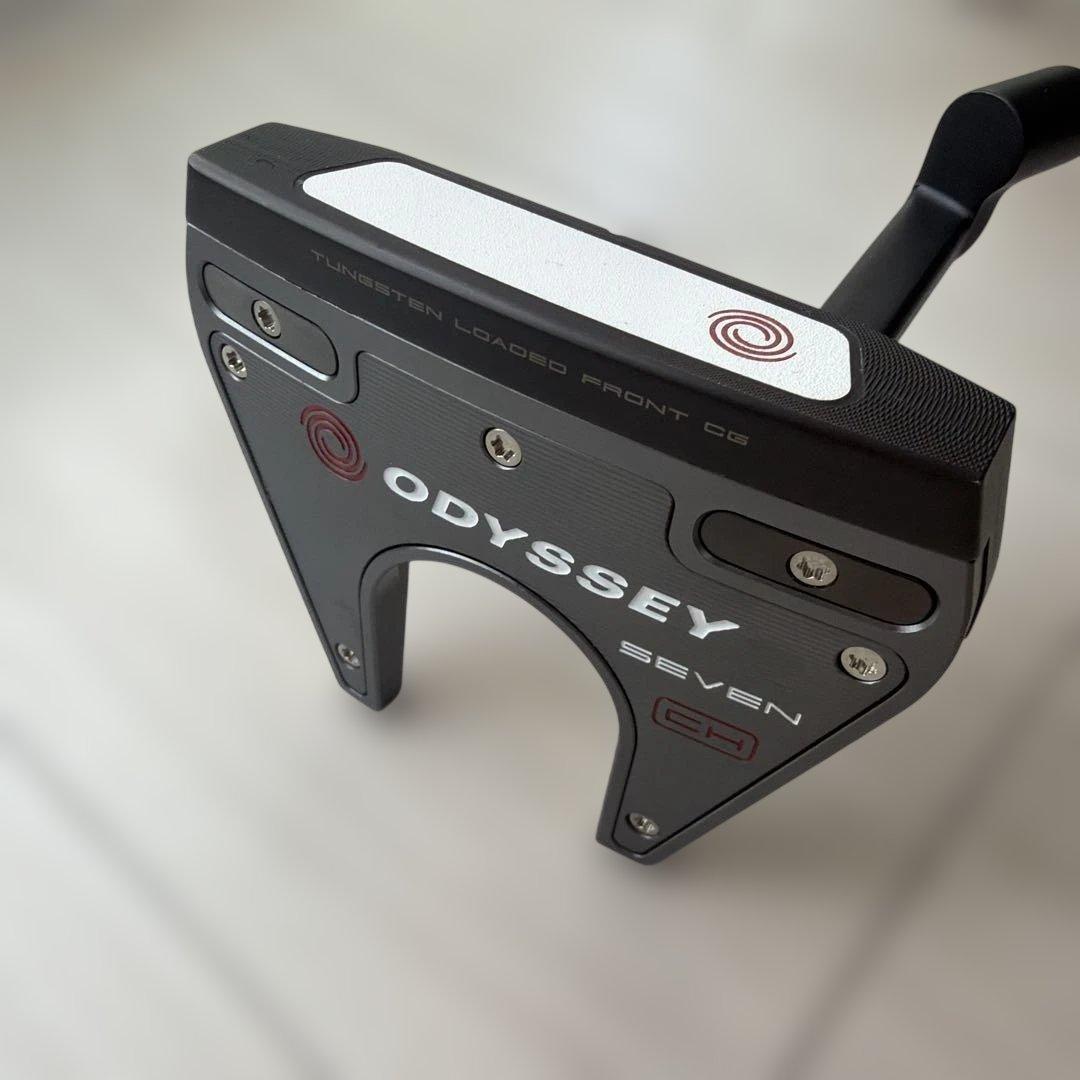 ODYSSEY SEVEN TRI-HOT パター　カバー付