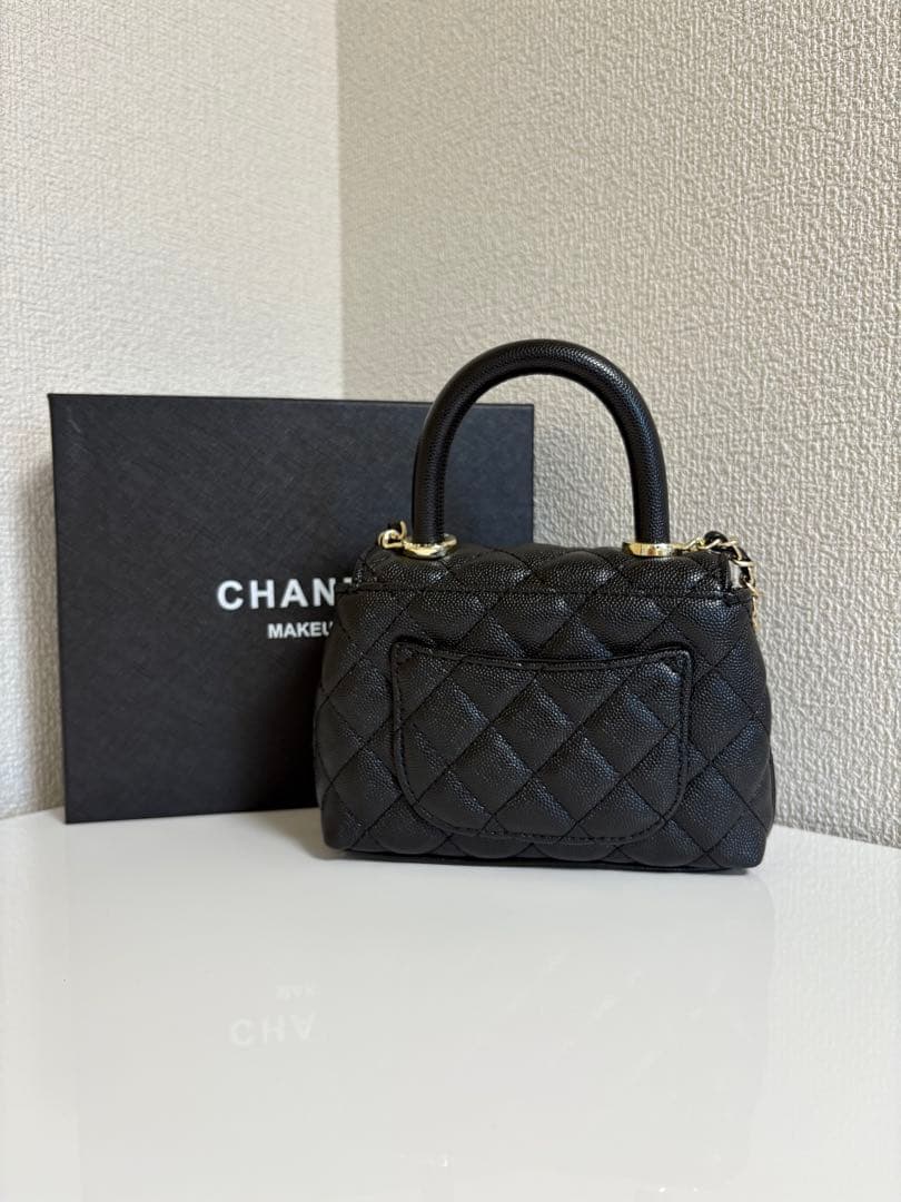 CHANEL ノベルティ キルティングチェーンバッグ　実物撮影　即日発送
