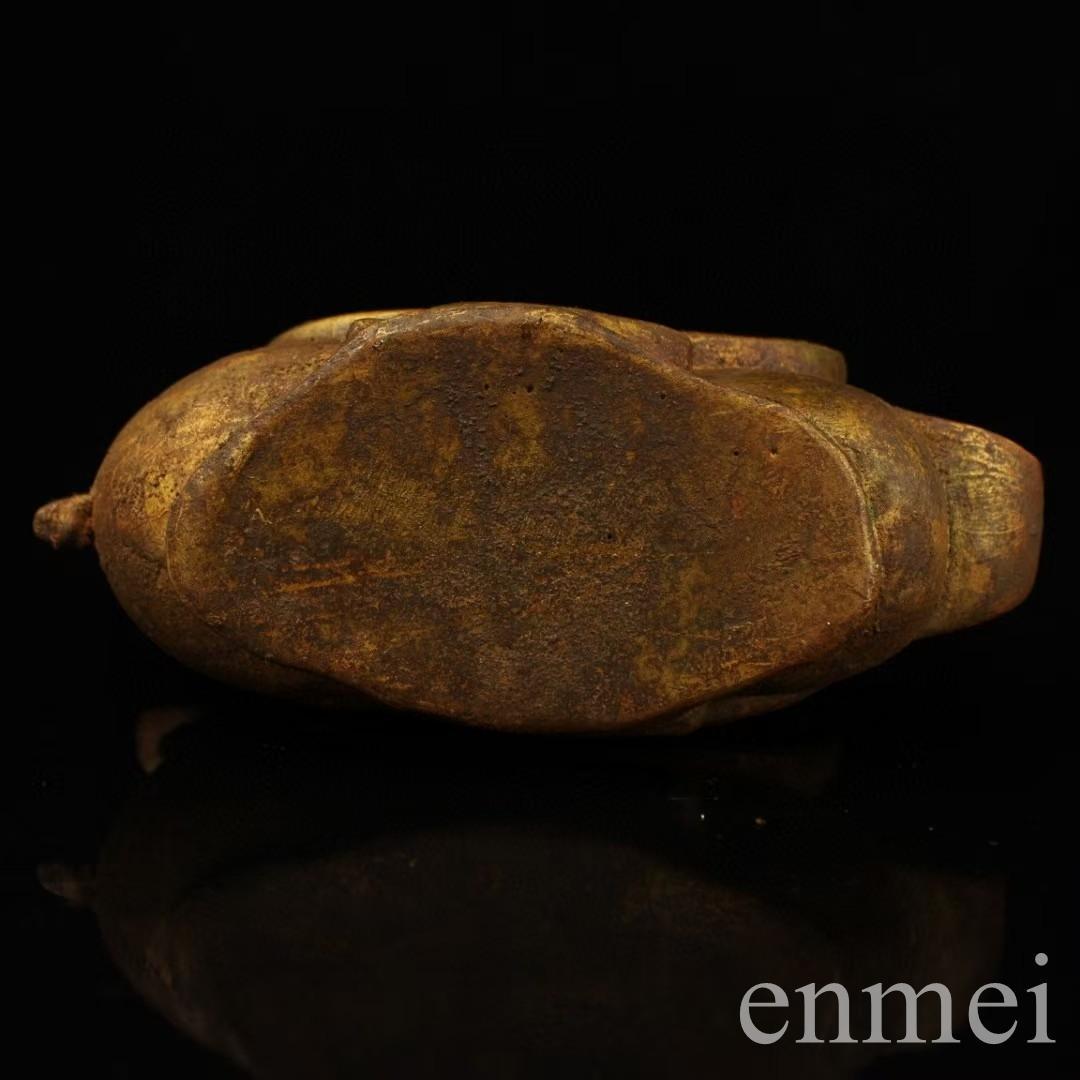 中国古美術・旧蔵白玉鎏金彩絵の鴨置物・置物・文房具・インテリア