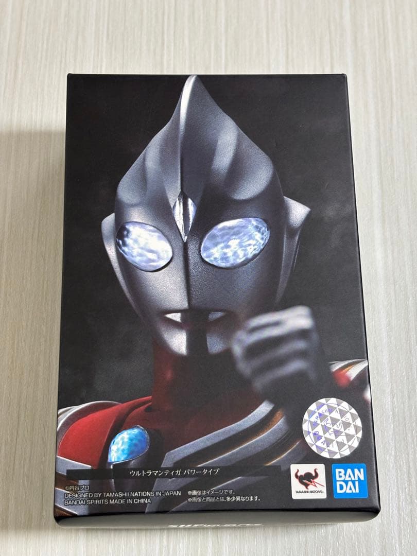 真骨彫製法 ウルトラマンティガ パワータイプ フィギュアーツ