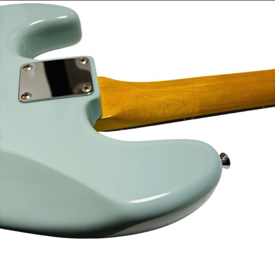 EDWARDS エレキベース