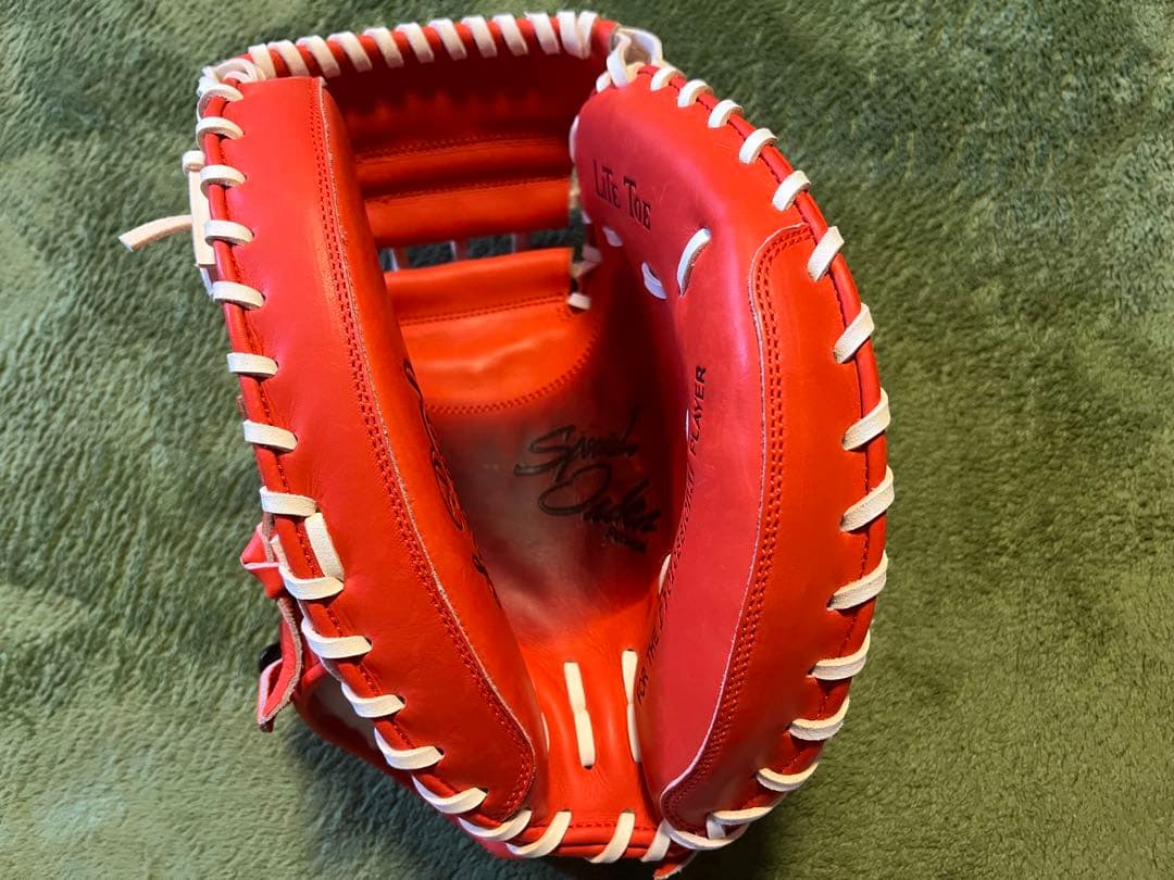 【激レア商品】広島東洋カープ山内泰幸コーチキャッチャーミット