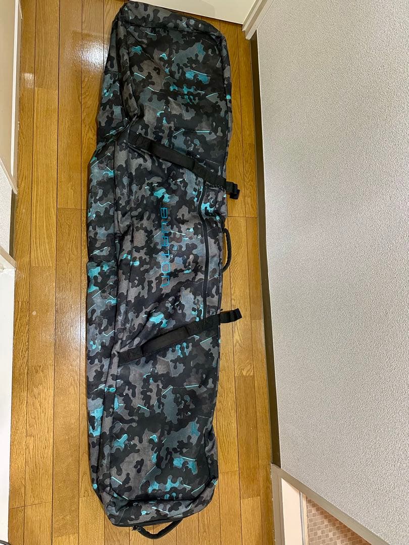 BURTON バートン ホイールロッカー ウィーリーギグ ウィーリーロッカー