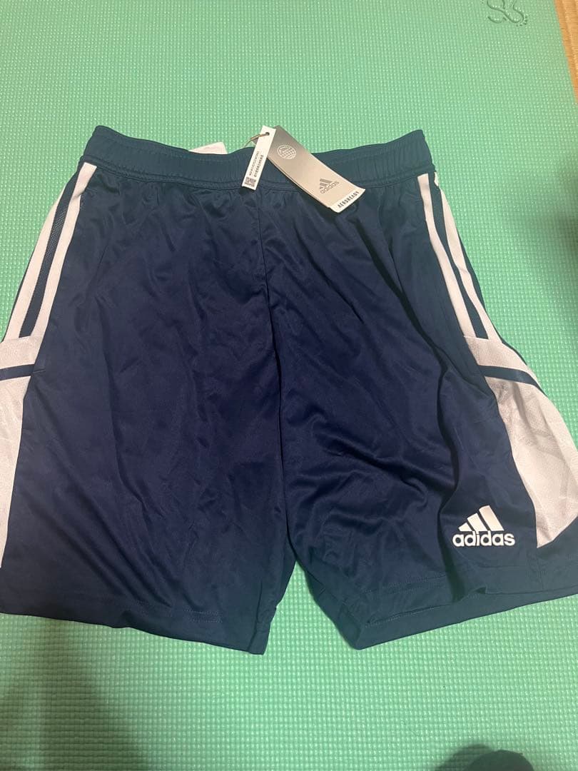 アディダス トレーニングウエア ジャージ シャツ サッカー 1/31出品取り下げ