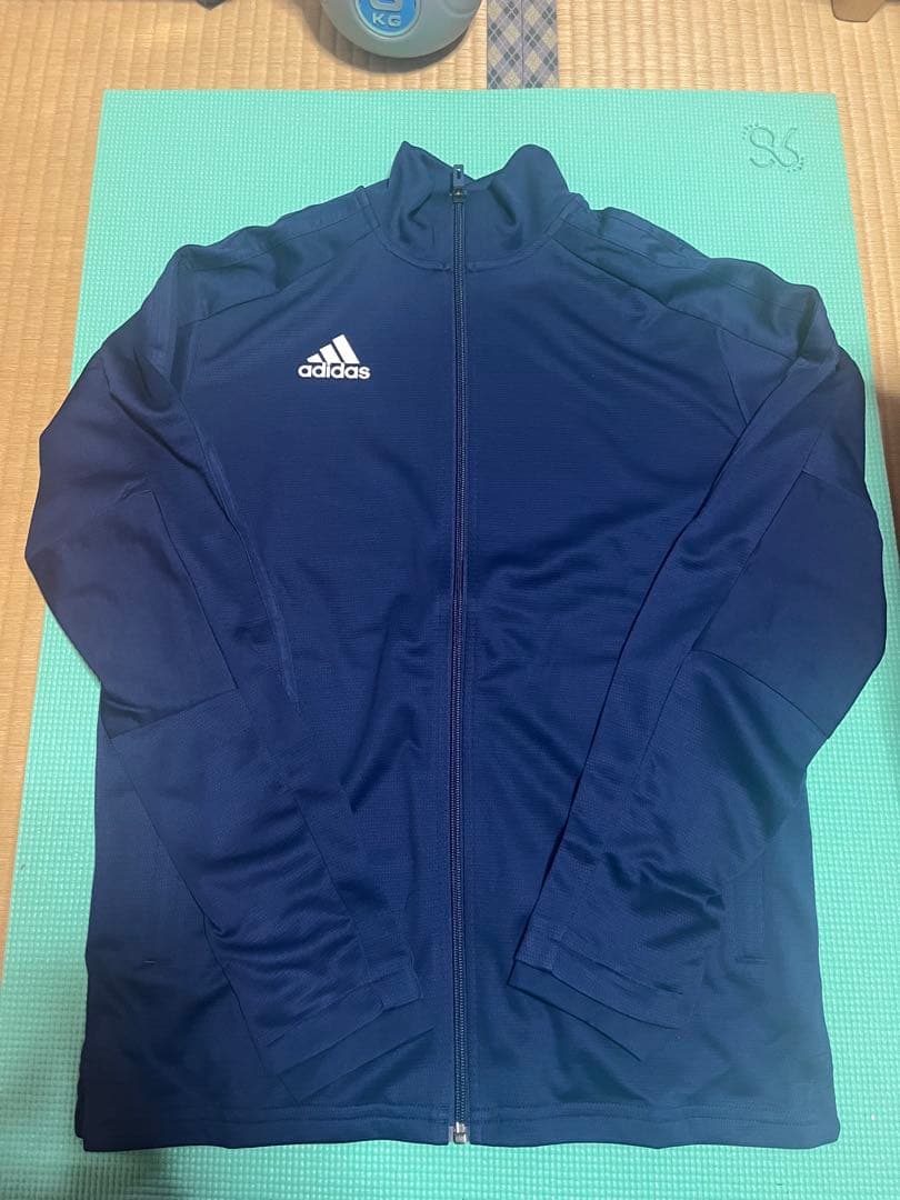 アディダス トレーニングウエア ジャージ シャツ サッカー 1/31出品取り下げ