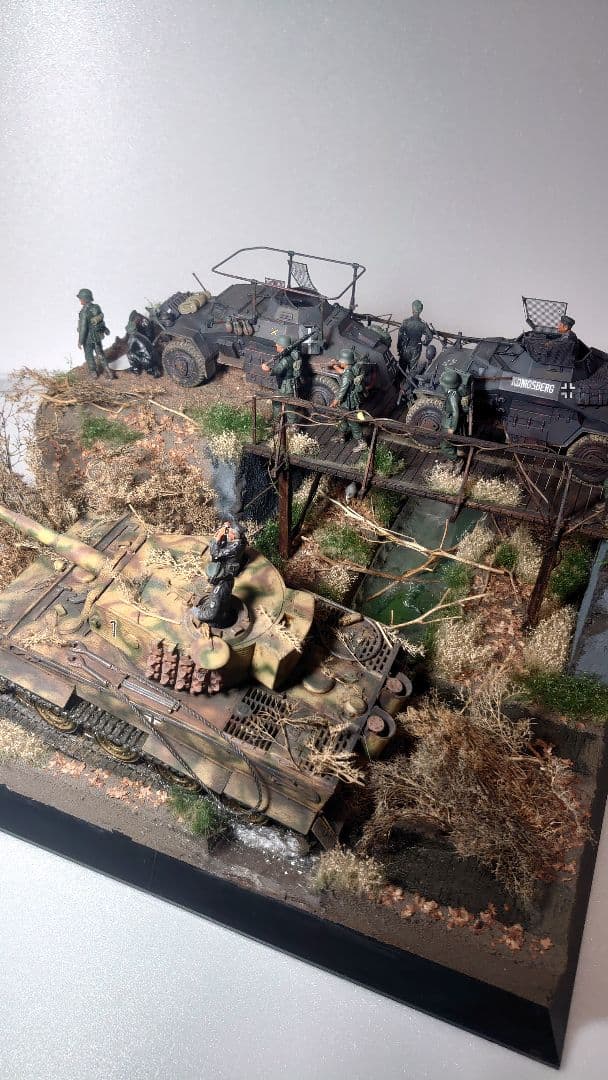 1/35 タミヤ ドイツ軍 タイガー戦車 ワーゲン ジオラマ 完成品