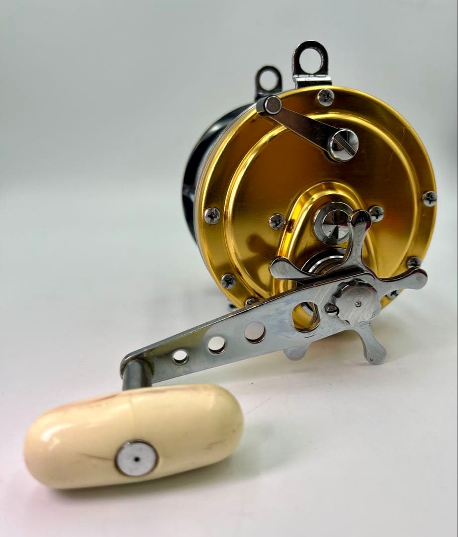 ダイワ シーライン 600 ベイトリール トローリング 船用 大型両軸リール