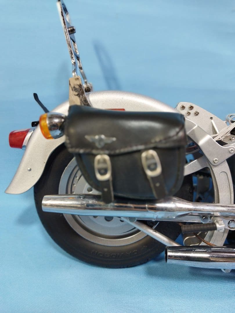 ハーレーダビッドソン　シルバーオートバイク　クラシックスタイル 置物インテリア