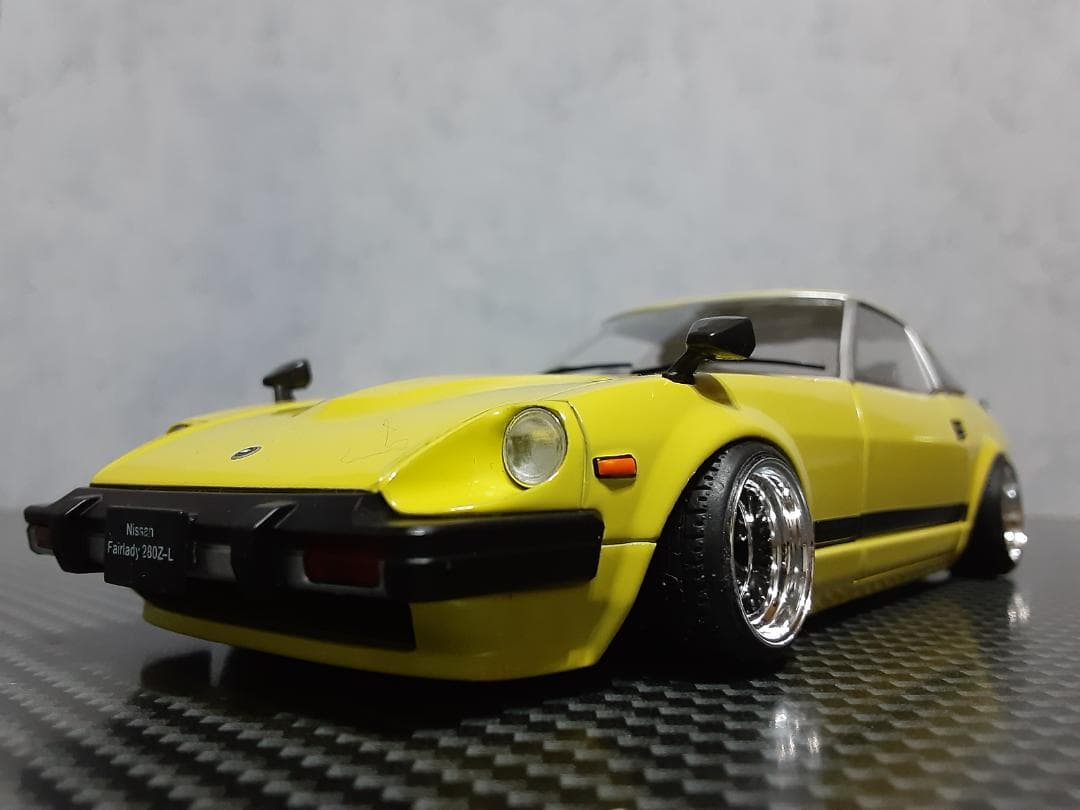 Hachette 1/24 フェアレディ280Z-L 黄 カスタム改 ローダウン