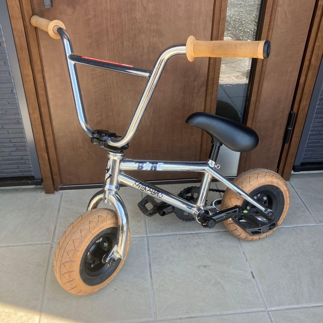 自転車本体 BMX mini ROCKER3 BANE