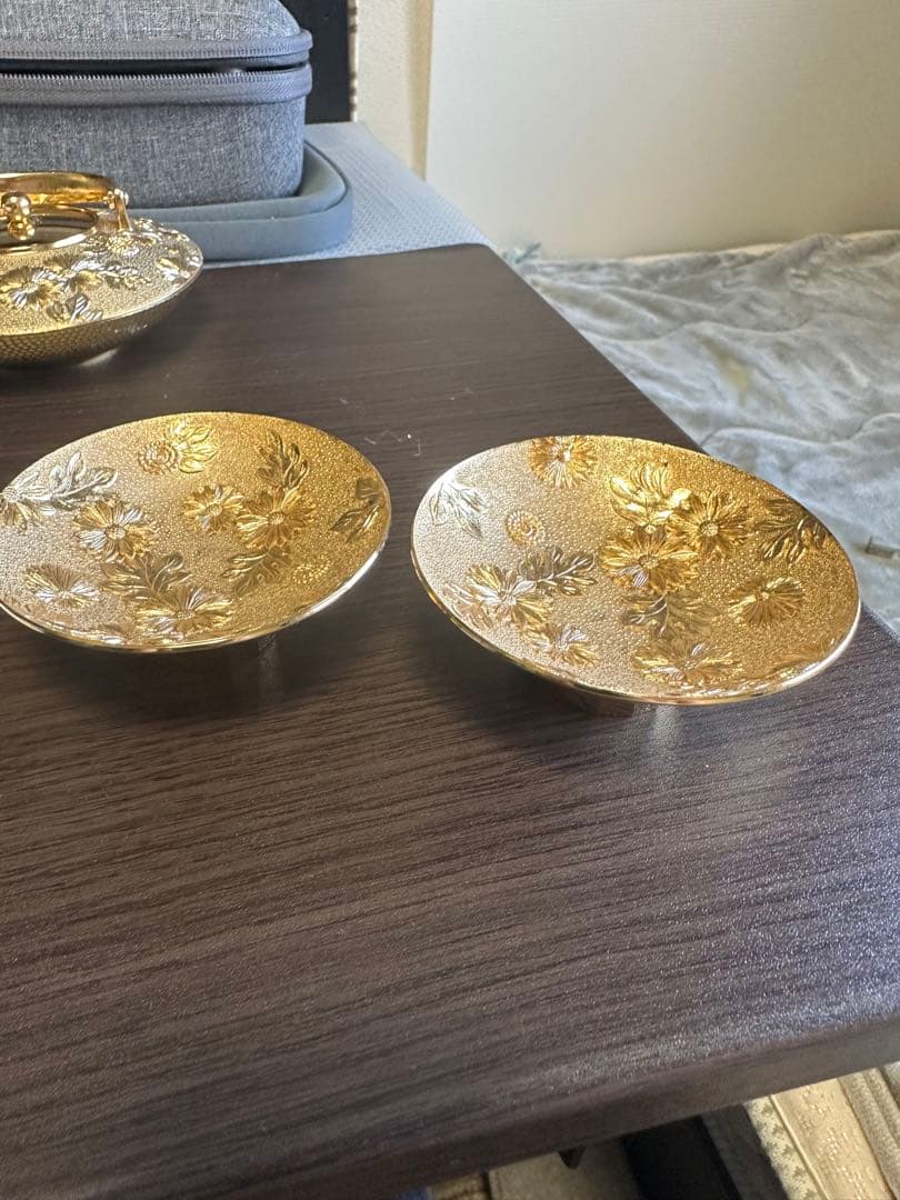 金の屠蘇器セット　金メッキ　銚子　盃　骨董品　アンティーク　お屠蘇　屠蘇器