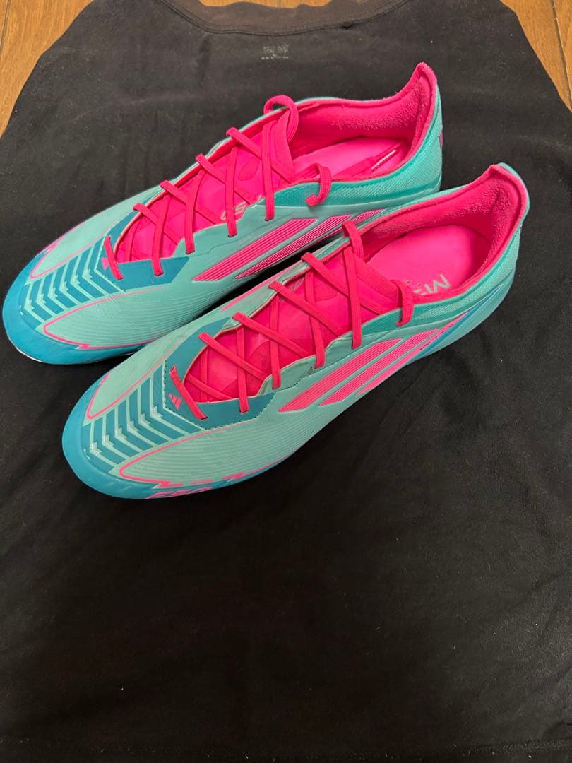 ク*ワ様 f50 メッシモデル　25.5 トップモデル