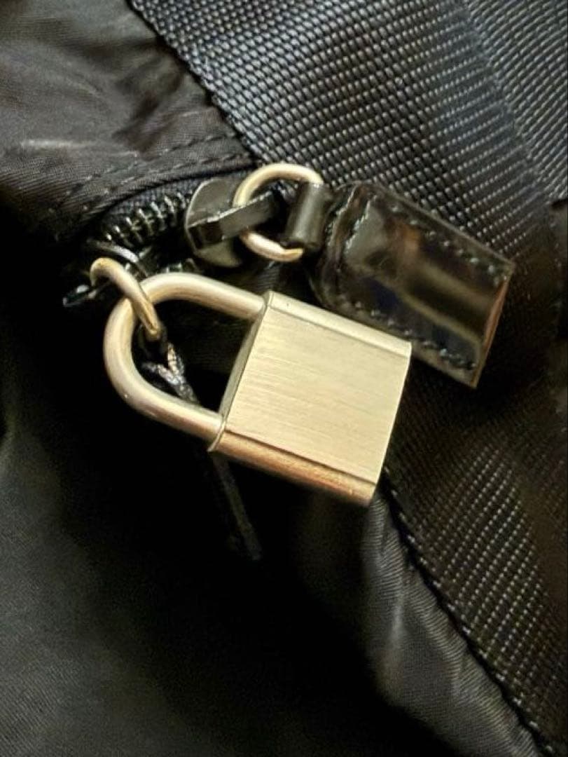 わ*と様 Prada プラダ　ボストンバッグ　黒　大容量