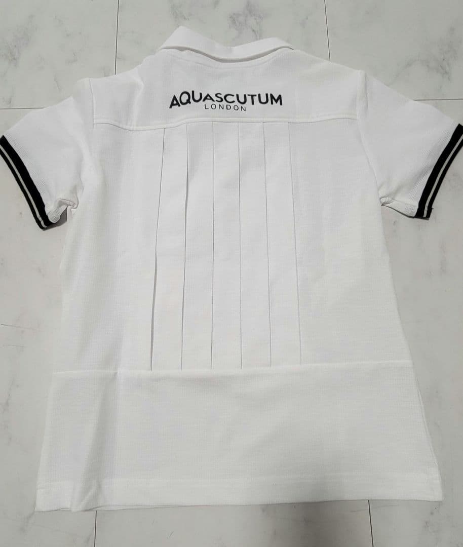 アクアスキュータム ゴルフウェア