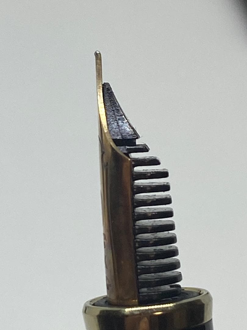 【廃番・金ニブ・おまけ付】セーラー/プロフィット シータ/万年筆（細）/FP/黒