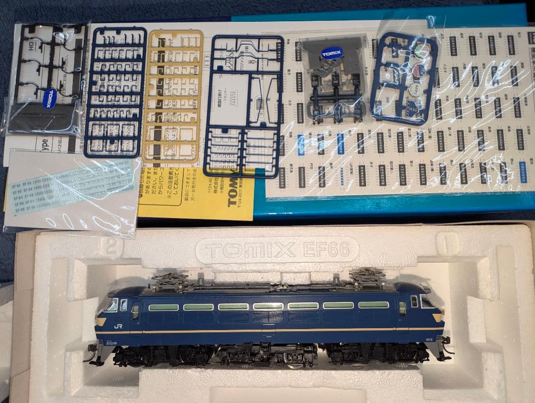 トミックス　HO-118　EF66 電気機関車　(PS22B付)