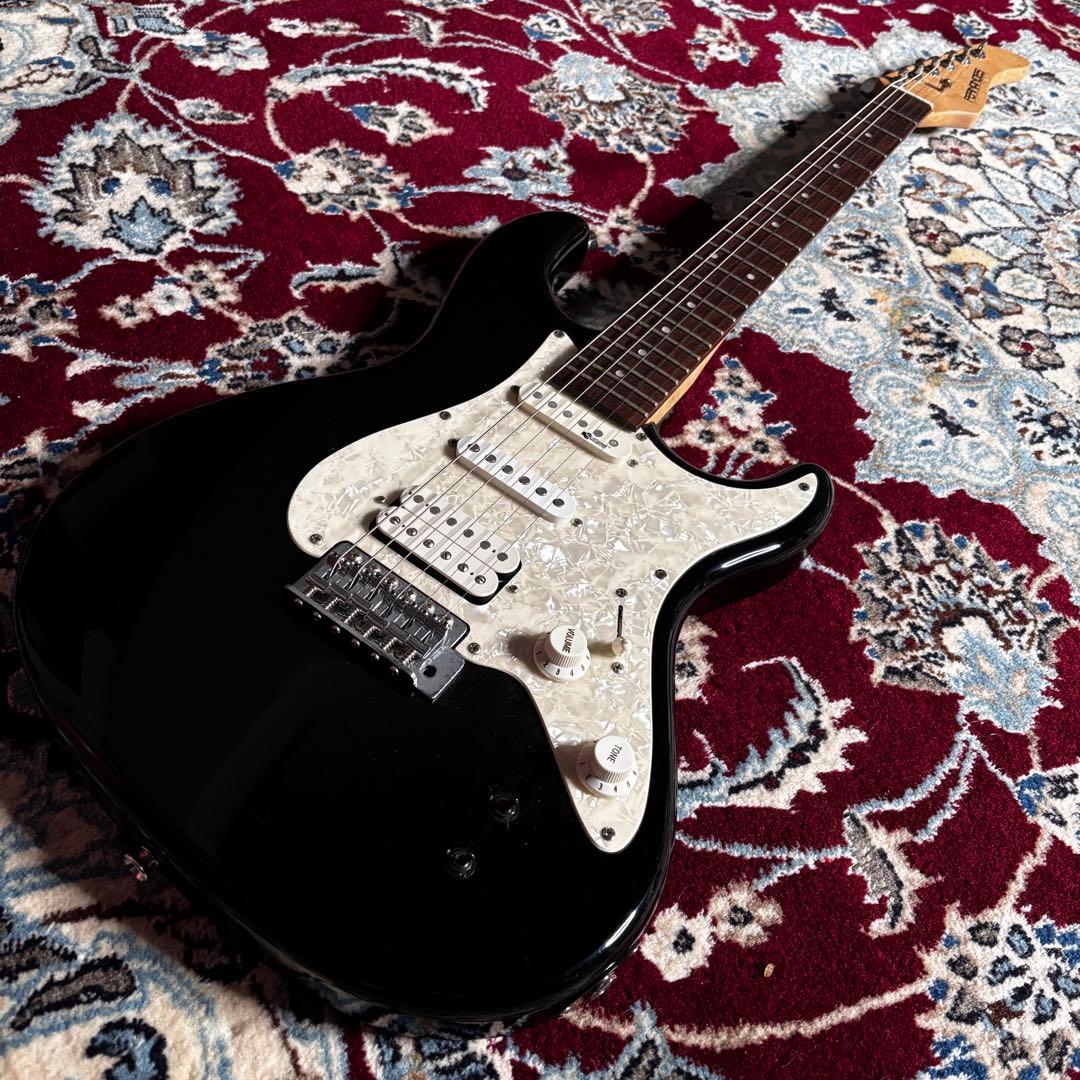 逸品　Fernandes RETROROCKET PRO サスティナー