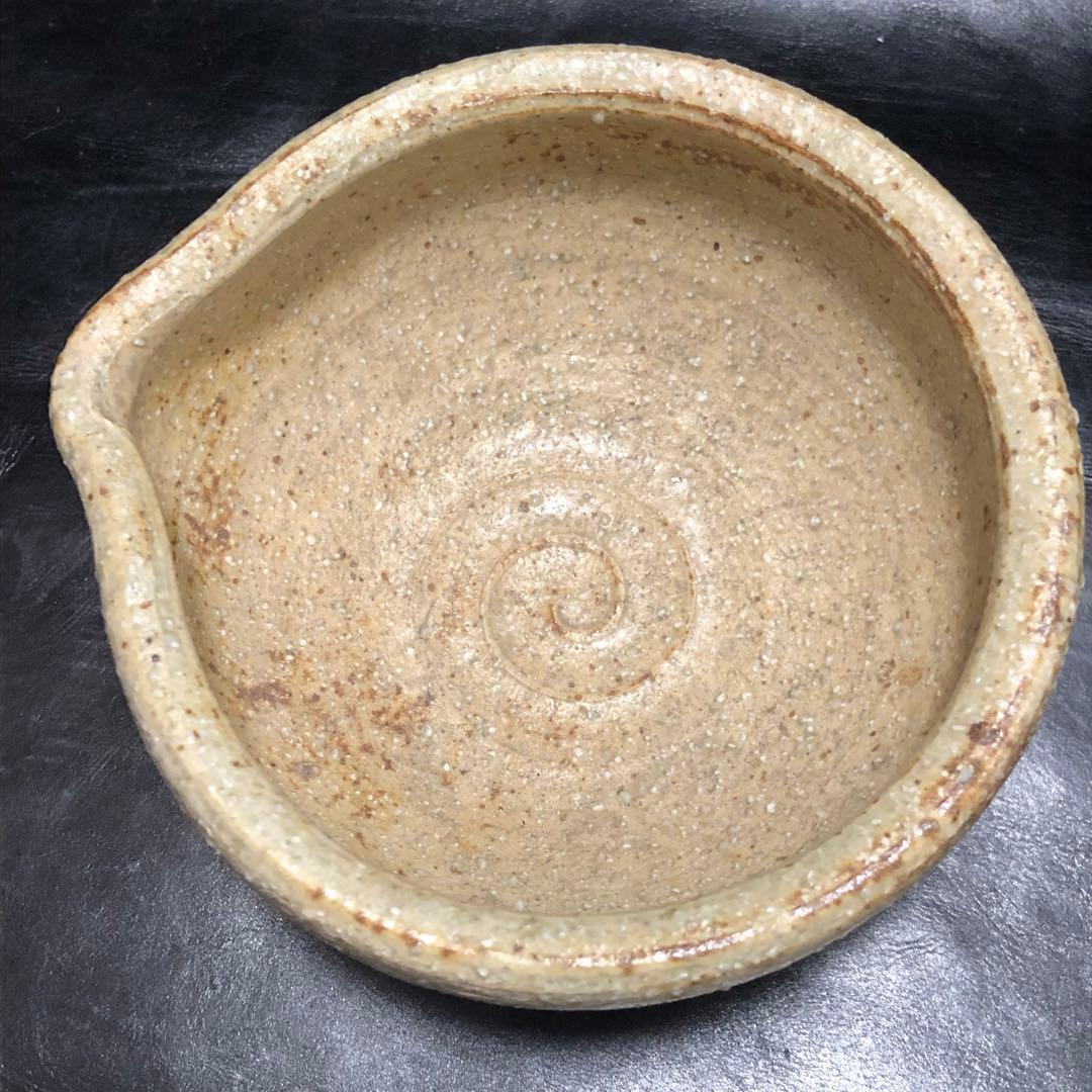 遺品整理◆蔵から謎の名の入った素焼きの抹茶茶碗？が出て来ました。茶道具