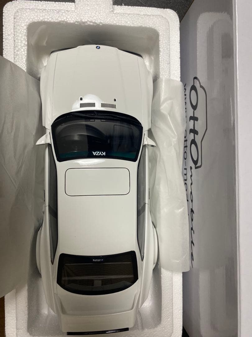 OttO 1/18  E36 キジル セラム 2022