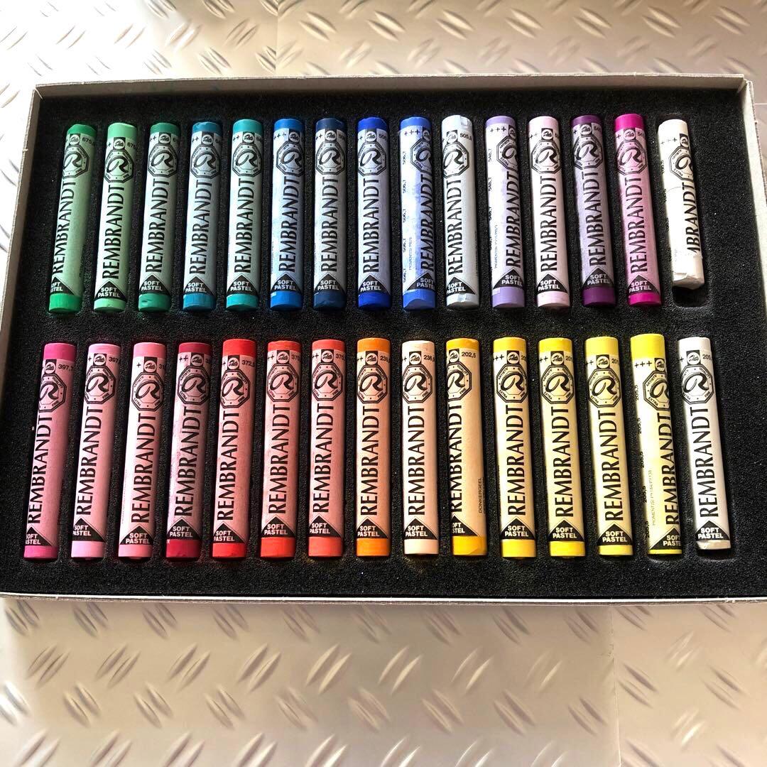 REMBRANDT 60 Soft Pastels 風景画用