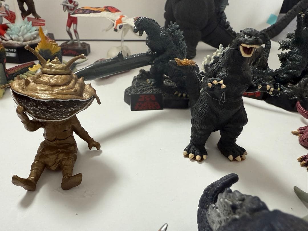 特撮 フィギュア ゴジラ、ウルトラマンなどまとめ売り