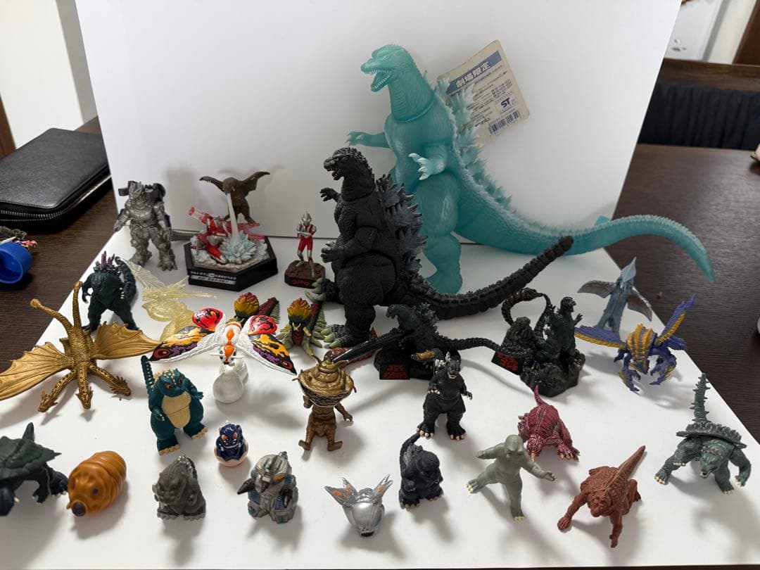 特撮 フィギュア ゴジラ、ウルトラマンなどまとめ売り