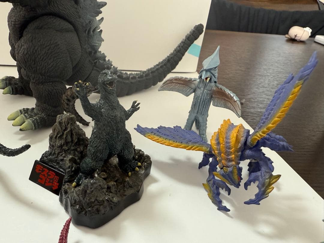 特撮 フィギュア ゴジラ、ウルトラマンなどまとめ売り