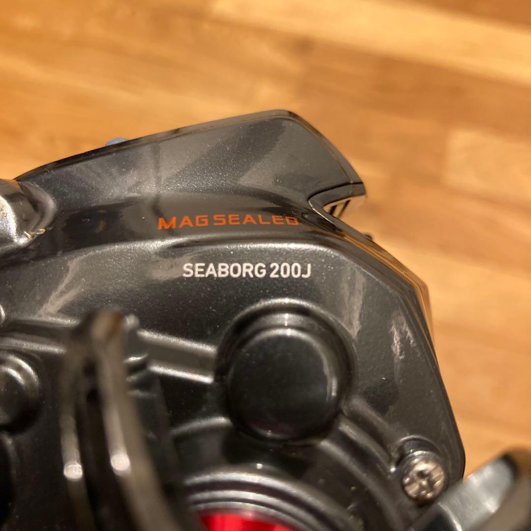 ジャンク品　電動リール　SEABORG 200J シーボーグ 充電器