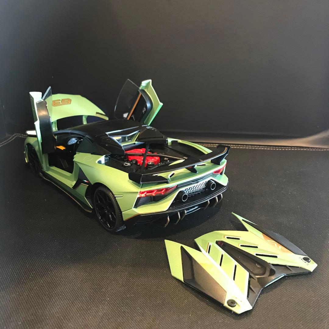 ミニカー4台、Ferrari812/SF90XX, AMG one, SVJ64