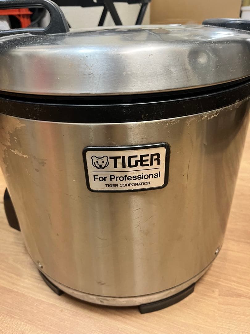 TIGER 業務用炊飯器 ステンレス製