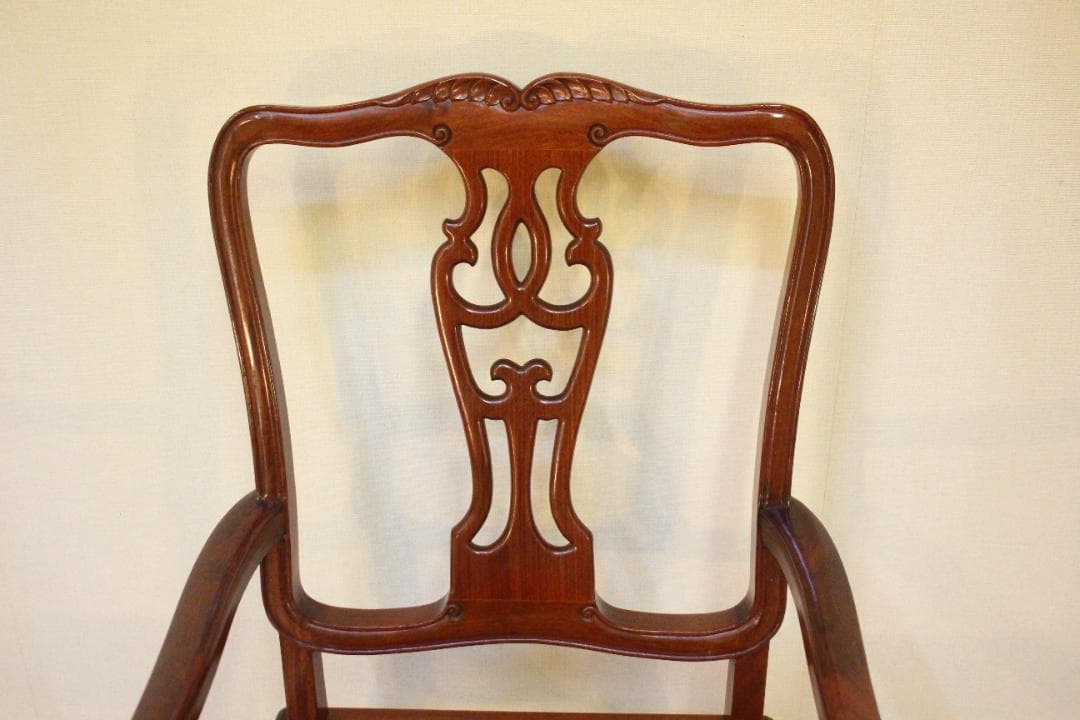 アジアンスタイル 木製椅子 彫刻入り