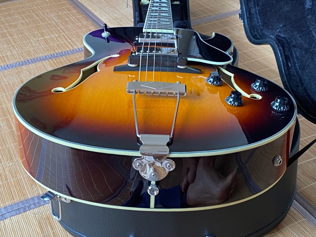 Eastman AR372CE Sunburst イーストマン　フルアコギター