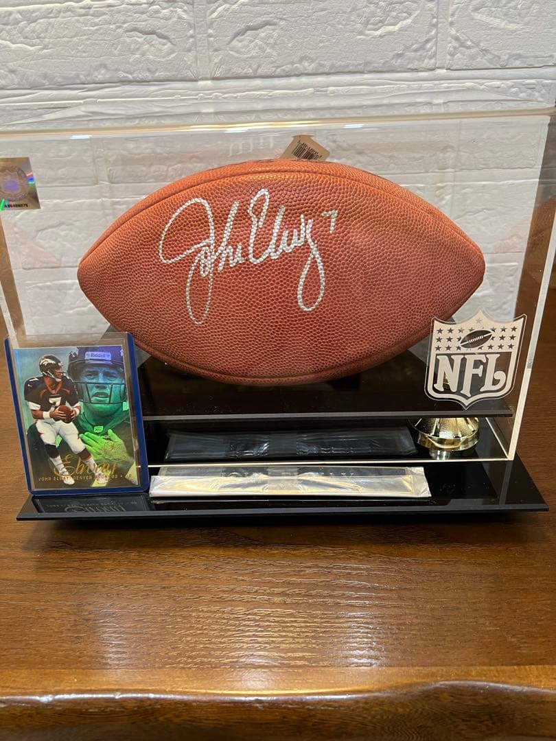 【NFL】JOHN ELWAY 直筆シルバーサインボール専用ケース入りCOA付き