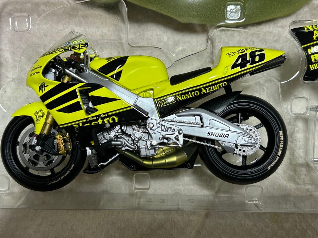 ミニチャンプス1/12Honda NSR 500 バレンチッーロッシ
