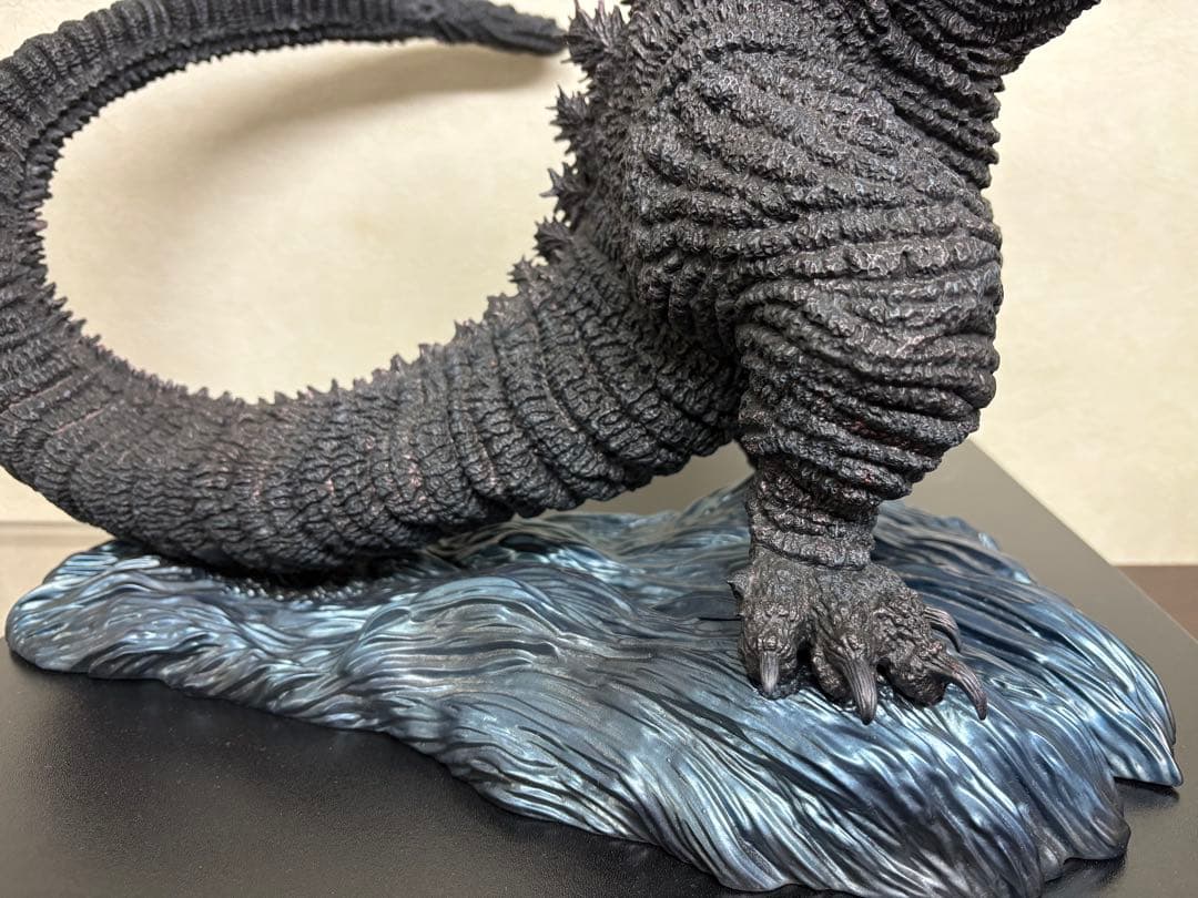 東宝30cmシリーズ　日比谷ゴジラスクエア　ゴジラ像　現状品