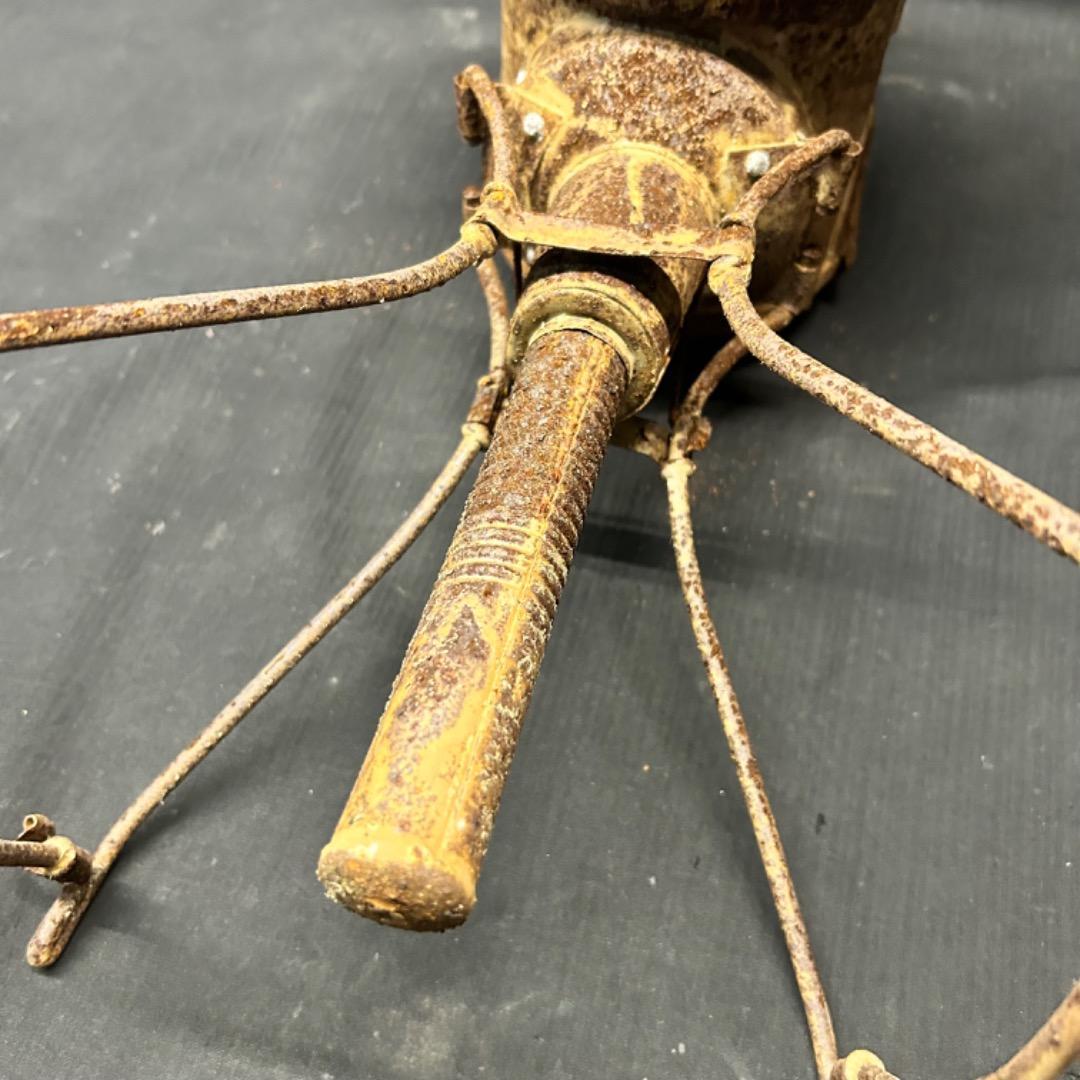 ▽Ad前1012 旧日本軍 軍用隠顕燈 信号灯 昭和レトロ 当時物 長期保管品