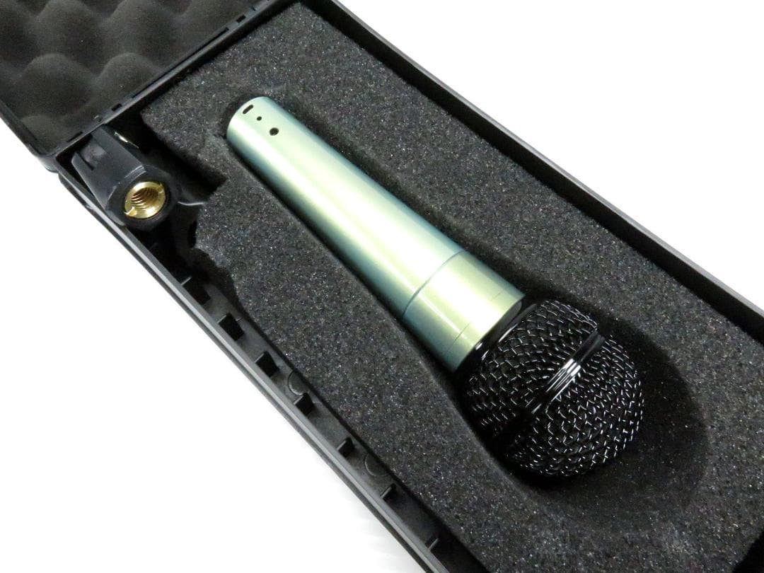 ② ベリンガー カスタム ペイント XM8500 ボーカル ダイナミック マイク