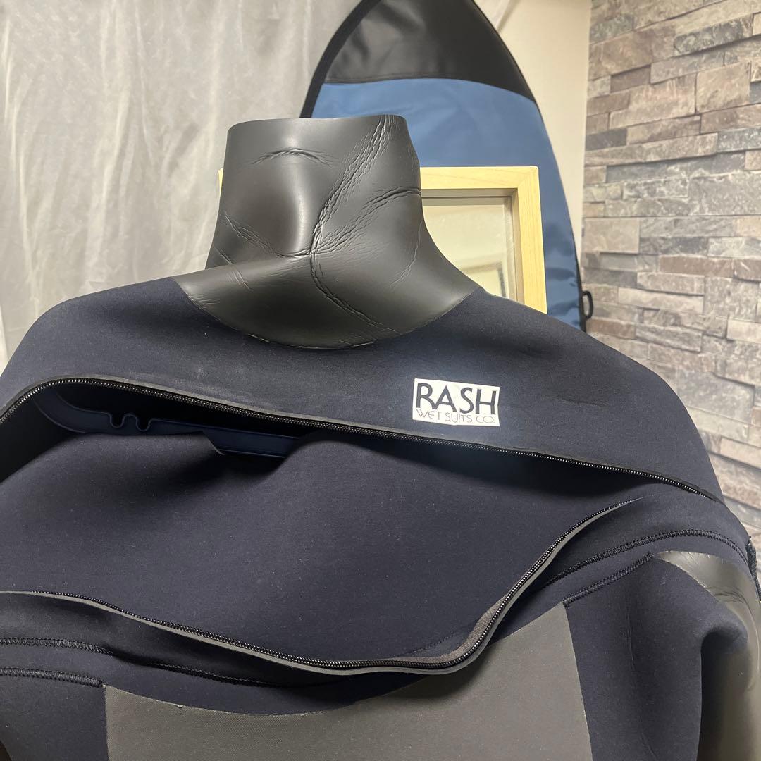 ウエットスーツ　　メルガリクソン