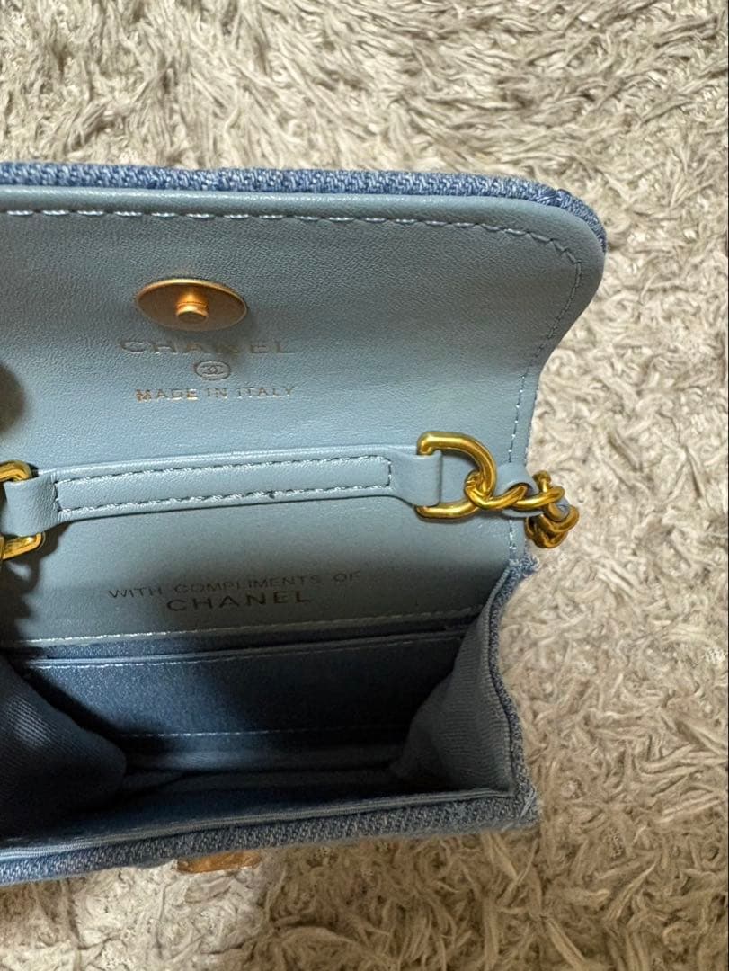 CHANEL デニムミニバッグ ゴールドロゴ　ノベルティ